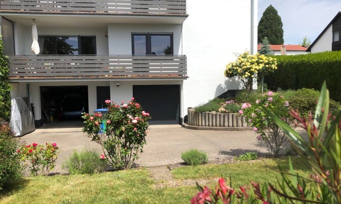Sankt Ingbert Apartamento | Hennen-Nest - Holiday apartment Hennen-Nest