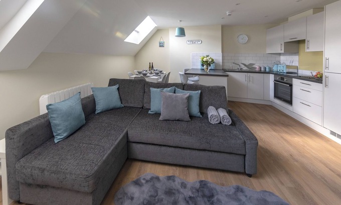Hereford Apartamento | HEREFORD CITY CENTRE – Apartment 8: Modern 2-Bed in City Centre, Sleeps 6