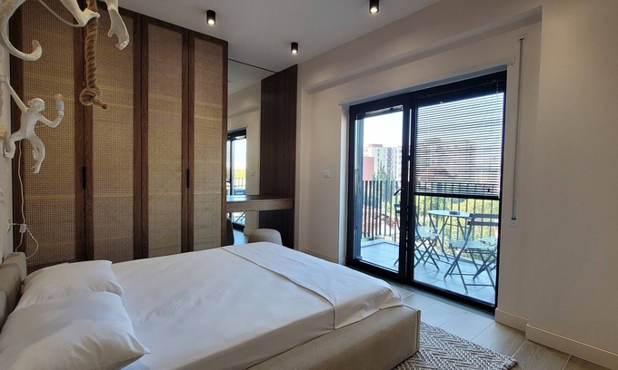 Tirana Apartamento | Herin Apartments in the center of Tirana,book now.Modern living.lovely location.