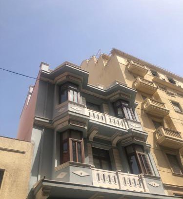 Psirri Apartamento | Heritage house in Athens' heart