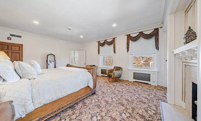 Greensburg Apartamento | Heritage Venue and Luxury Living