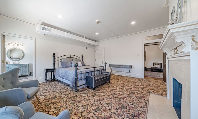 Greensburg Apartamento | Heritage Venue and Luxury Living