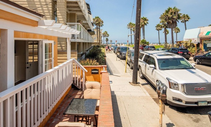 Hermosa Beach Casa | Hermosa Beach Classic 3 dormitorios 2 baños Bungalow 1/2 cuadra de la playa 5 estrellas