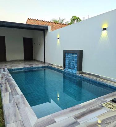 Santa Cruz Casa | Hermosa Casa Vacacional con piscina privada cerca del Aeropuerto