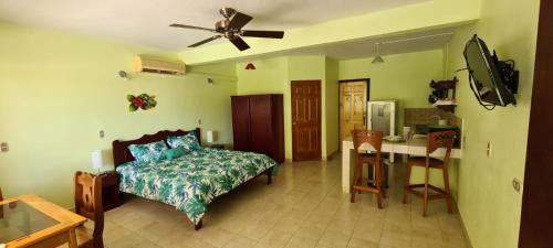 Playa Hermosa Apartamento | Hermosa Paradise