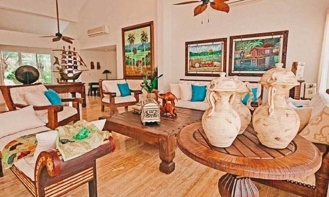Las Piedras Casa | Hermosa Villa en Las Colinas - Casa de Campo