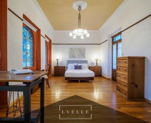 Downtown Mexico City Casa | Hermosas Habitaciones en Casona Colonial Mexicana