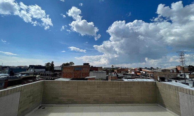 Puente Aranda Apartamento | Hermoso apartamento con terraza, excelente ubicación cerca al centro de la ciudad