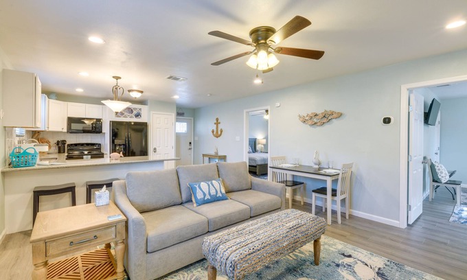Rockport Cabaña | ‘Heron Bay Cottage’ w/ Patio in Rockport!
