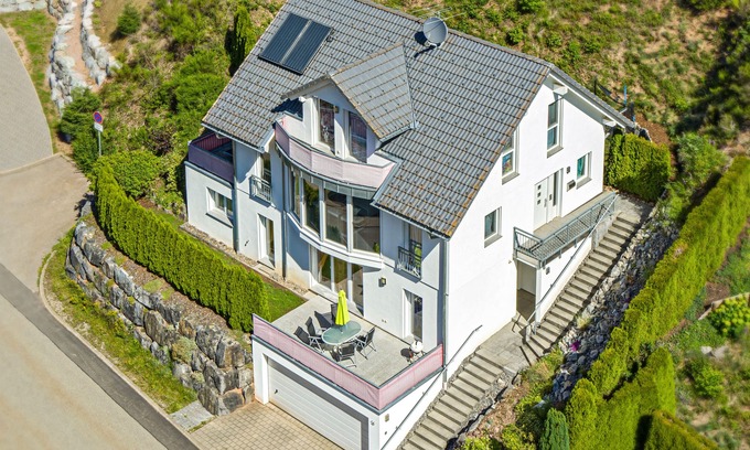 Triberg im Schwarzwald Apartamento | Herzlich Willkommen in der Firstbergperle in Sonniger und Ruhiger Hanglage