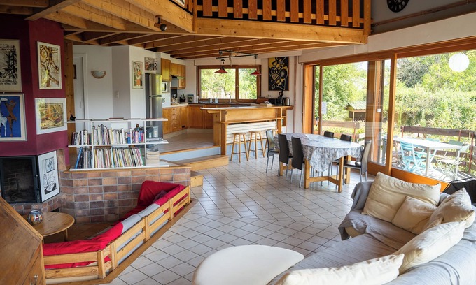 Sciez Apartamento | Amplio apartamento dúplex con balcón y jardín entre lago y montaña.