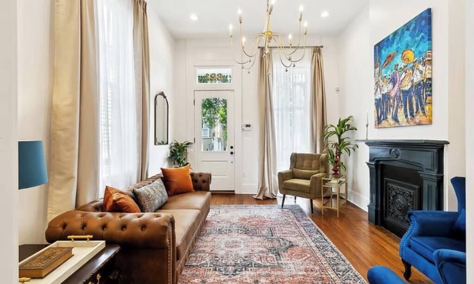 Faubourg Marigny Casa | Hi-End Historic Marigny Gem - Fully Furnished with 2 Bonus Office Space
