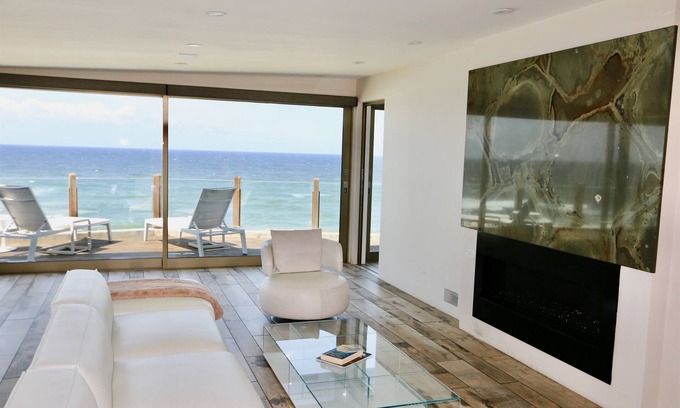 Olde Solana Beach Casa | Hi-Tech Hideaway ~ Oceanfront & Modern!