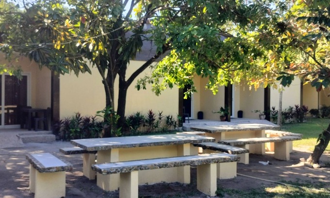 Pundaquit Hotel | Hidaway