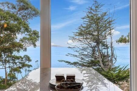Blackmans Bay Casa | Hidden Bay Retreat-5 Bed- 15min to Hobart