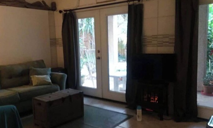 Country Club Estates Otro | Hidden Courtyard