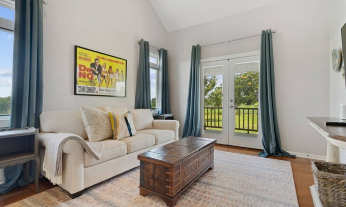 New Ulm Casa | Hidden Gem: Countryside Retreat w/ Pool