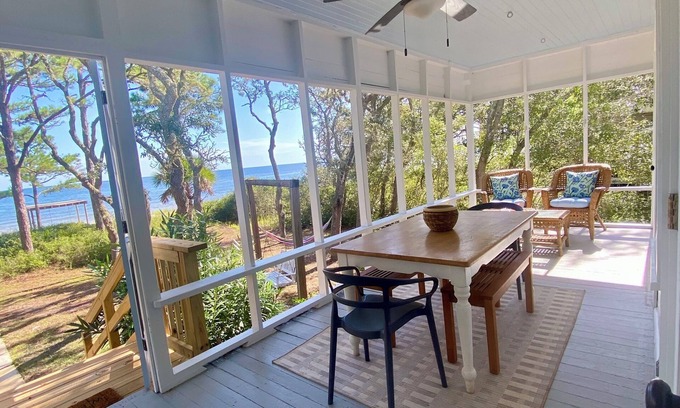 Saint Teresa Casa | Hidden Gem of St. Teresa Beach, Fl - 2/2 + bonus room