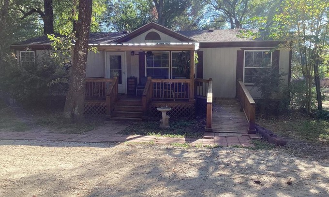 Montgomery Casa | Hidden Gem on the Tracks