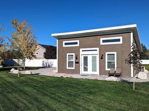 Syracuse Casa | Hidden Gem! Private Guest Home