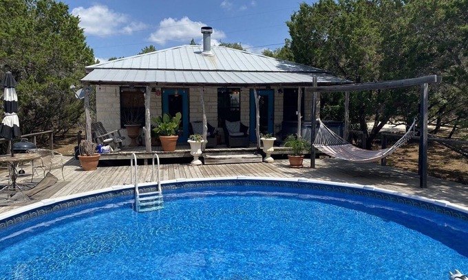 Wimberley Cabina | Hidden Gem with Private Pool and Hot Tub