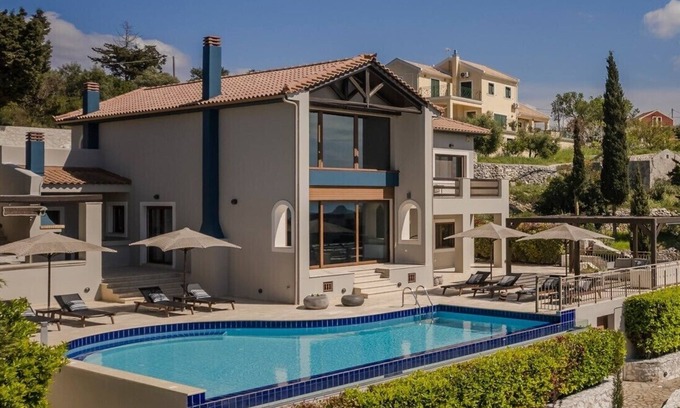 Antipata Villa | Gema de lujo oculta de Cefalonia - Villa Karmaniolos
