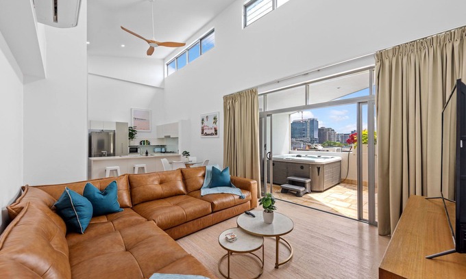 Fortitude Valley Apartamento | Hidden Oasis! 2Bed/2Bath/1Car ~ 5mins to CBD