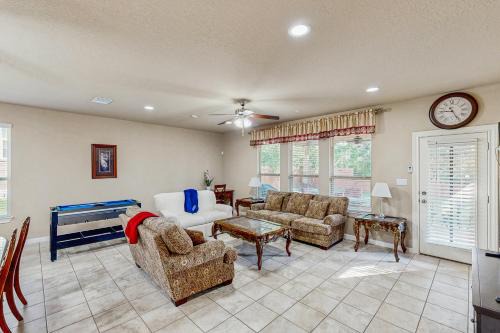Scenic Oaks Casa | Hidden Springs Oasis