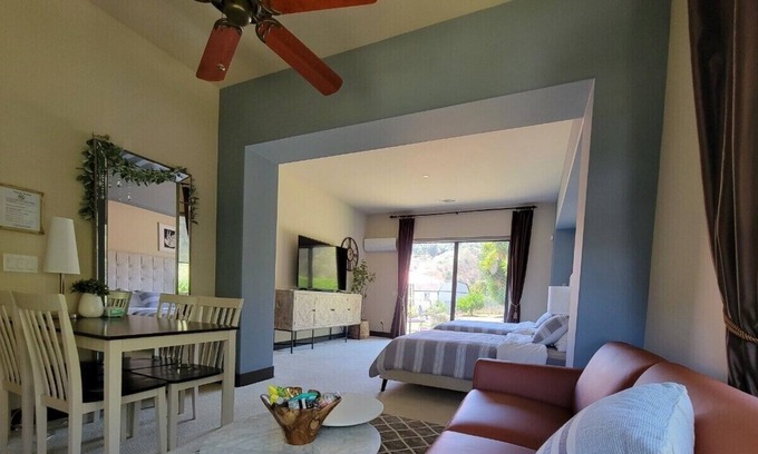 La Habra Heights Casa | hidden valley luxury master suite