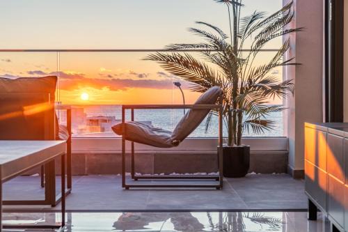 Paphos Apartamento | HiddenGems Residences 202 - The LXR Penthouse - Pool & Beach Steps