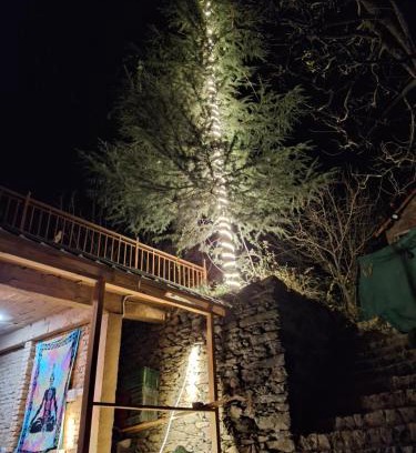 Banjar Cabina | Hideaway holt