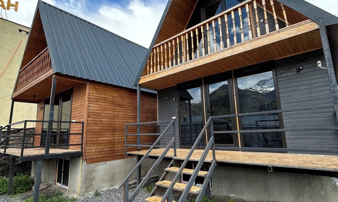 Stepantsminda Chalet De Esquí | Hideaway Kazbegi Chalet