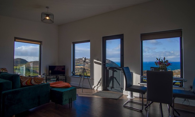 Goleen Cabina | Hideaway @ Three Castle Head