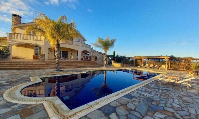 Frenaros Casa | Hideaway Villa - quiet, spacious in unique landscaped gardens with golf green