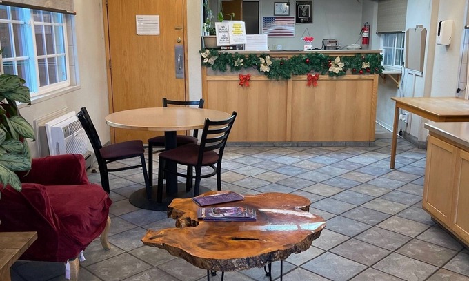Prineville Hotel | High Desert Inn
