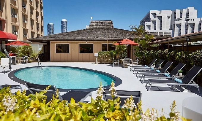 Ala Moana Hotel | High Floor City View Two Queens, Scenic Urban Garden Setting, Pool Access