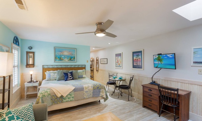 Isle of Palms Condominio | High Life on IOP, 1 blk a la playa, piscina en el lugar, se admiten perros.