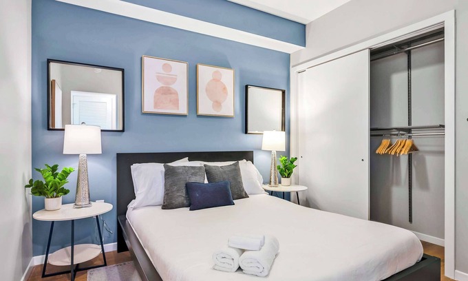 Glenwood South Apartamento | High-Rise Apt Raleigh Free Parking & Sunset View 2
