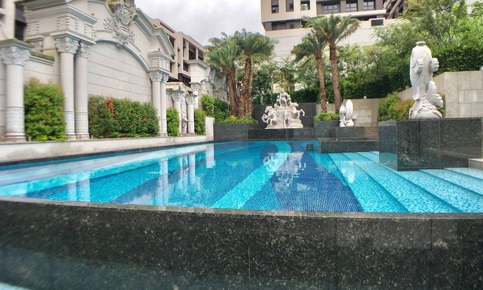 Xizhi District Condominio | High-rise duplex condo 4BR 2Baths, free Pool, Gym, conference room, and more