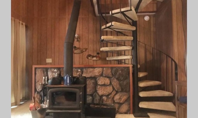 Pinecrest Apartamento | High Sierra Retreat with a view of Pinecrest lake