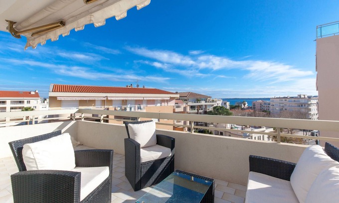 Pointe Croisette Apartamento | KIKILOUE ❤ RARE ❤ Vista al mar y una gran terraza en el corazón de Palm Beach en Cannes