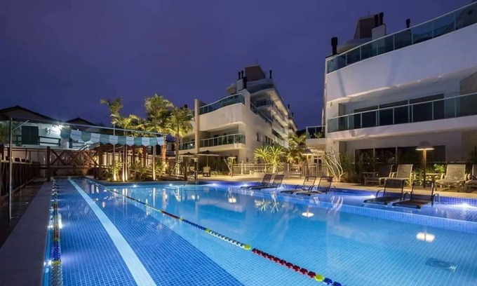 Bombas Apartamento | High standard apartment facing Bombas beach with heated outdoor pool