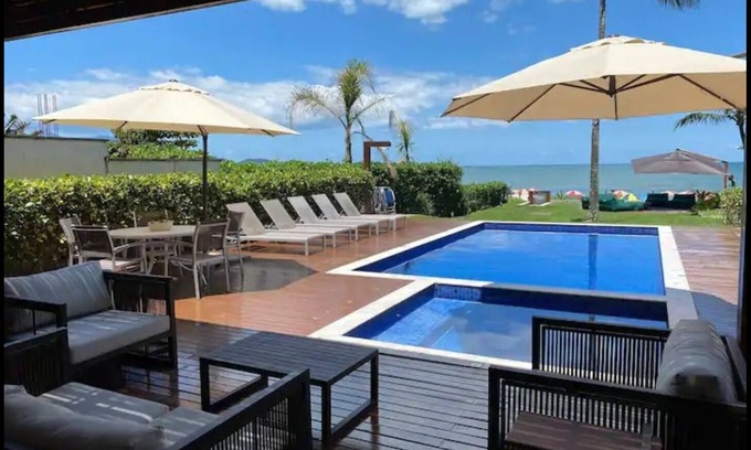 Maresias Casa | High standard house on the sand in a closed condominium