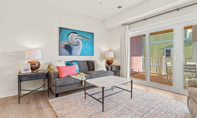 Bermuda Bay Casa | High Tide 2 Bedroom at Cambridge Cove with Private Hot Tub!
