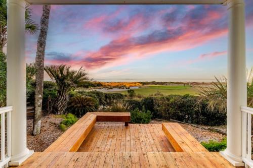 Ocean Point Casa | High Tide By AvantStay Incredible Beach Front Home w Pool