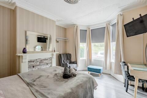 Sheffield Casa | Highfields House - Free Wifi - Free Local Parking