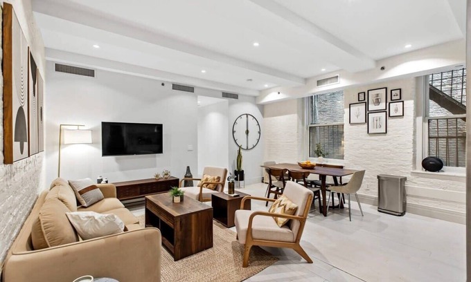 Midtown South Apartamento | Highland Place I by RoveTravel | Luxury NoMad 3BR