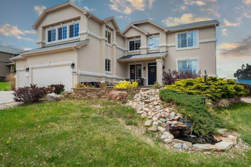 Northgate Casa | Highpoint Hills Great Views w Games & Fitness
