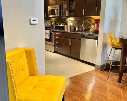MacGregor Apartamento | HighRise/Balcony/Luxury/Condo