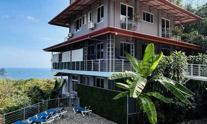 Quepos Condominio | Hight-View en el Parque Nacional y la Bahía Manuel-Antonio